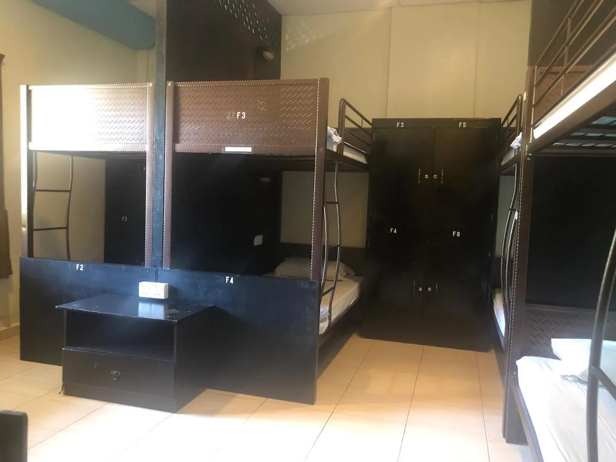 Alia Express Ferringhi Hotel Batu Ferringhi 2*,