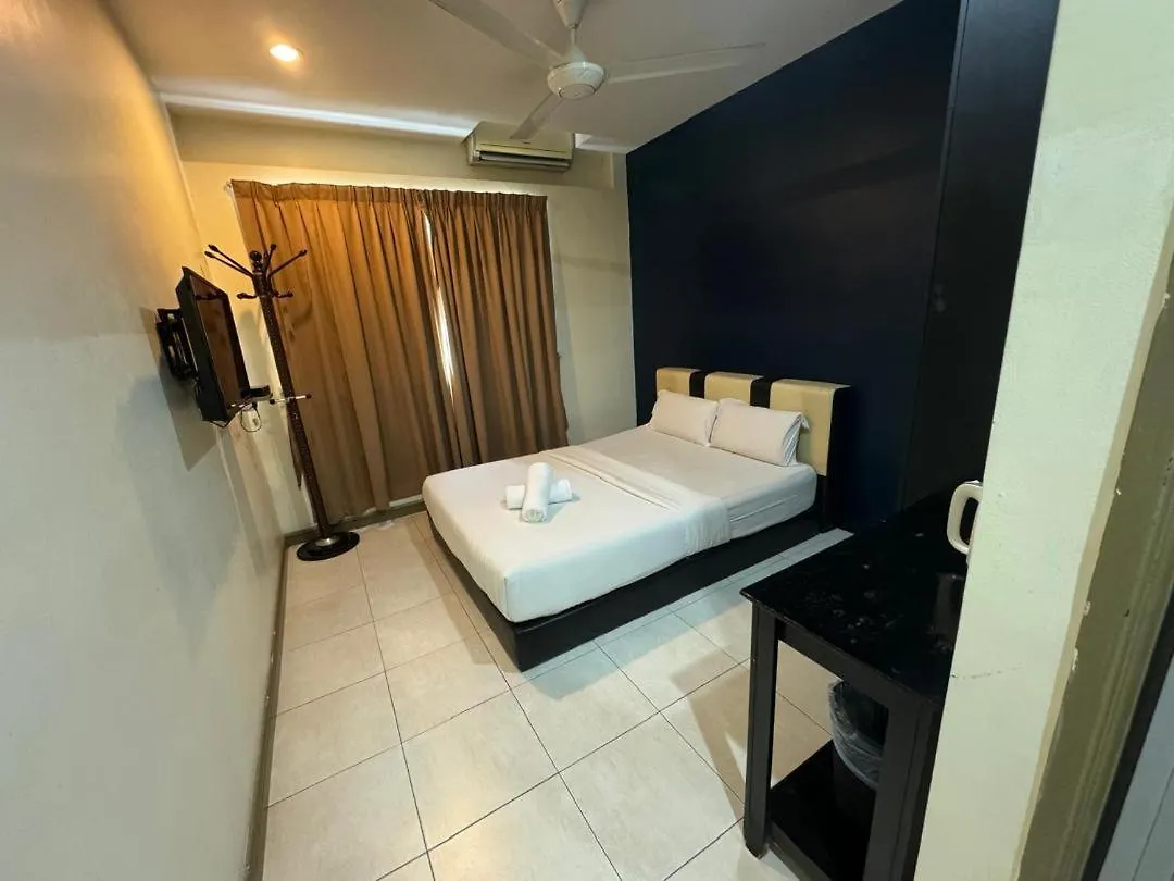 Alia Express Ferringhi Hotel Batu Ferringhi 2*,  Malaysia